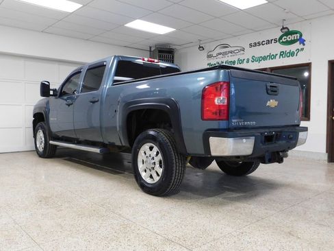 Used 2011 Chevrolet Silverado 2500 LT w/ Interior Plus Package AWD/4WD image 6