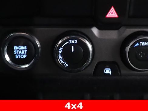 Used 2023 Toyota Tacoma TRD Off-Road image 5