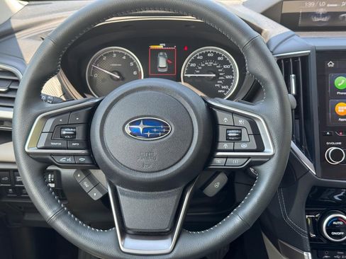 Used 2022 Subaru Forester Limited AWD/4WD image 13