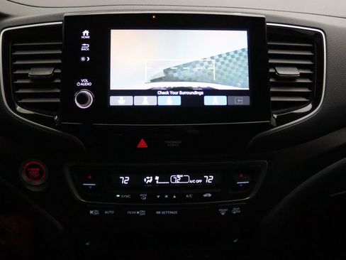 Used 2023 Honda Passport TrailSport image 23