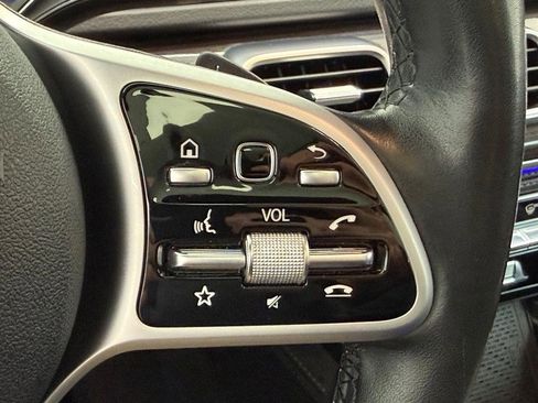 Used 2020 Mercedes-Benz GLS 450 4MATIC image 15