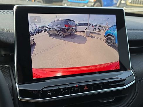 New 2026 Jeep Compass Latitude AWD/4WD image 32