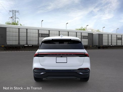 New 2026 Lincoln Nautilus Premier AWD/4WD image 5