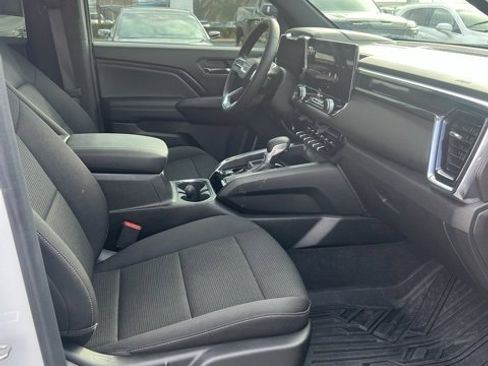 Used 2024 GMC Canyon Elevation w/ Convenience Package image 9