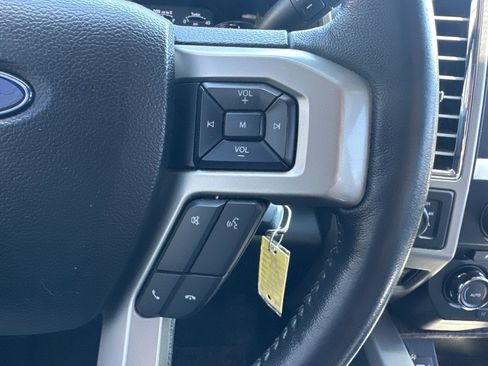 Used 2017 Ford F250 4x4 Crew Cab Super Duty image 20