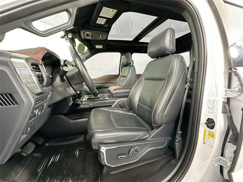 Used 2021 Ford F150 Lariat w/ Equipment Group 502A High image 4