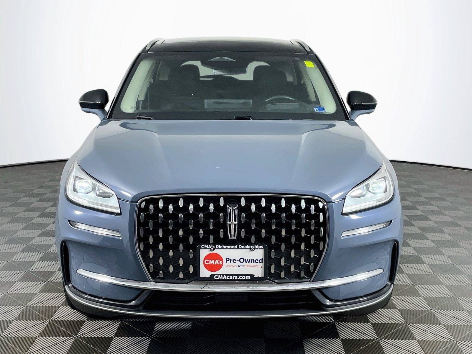 Used 2024 Lincoln Corsair Reserve w/ Equipment Group 202A AWD/4WD image 2