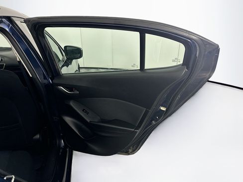 Used 2015 MAZDA MAZDA3 i Sport FWD image 27
