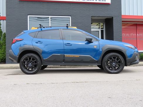 Used 2025 Subaru Crosstrek 2.5i Wilderness AWD/4WD image 3