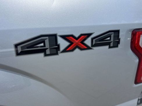 Used 2017 Ford F150 XLT w/ Equipment Group 302A Luxury image 11