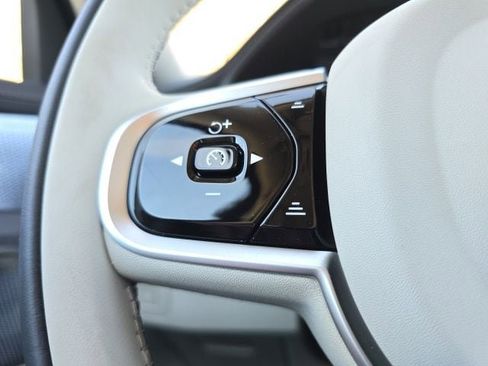 New 2026 Volvo XC90 T8 Ultra w/ Protection Package Premier image 27