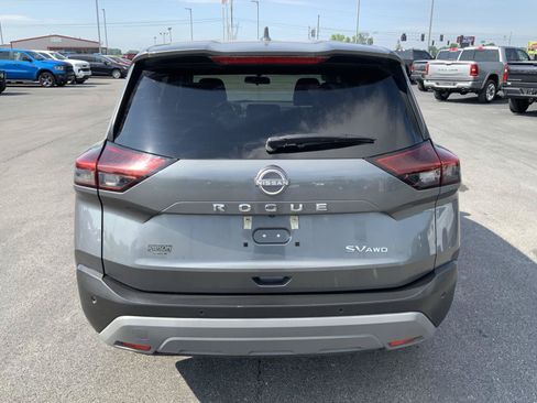 Used 2023 Nissan Rogue SV AWD/4WD image 10