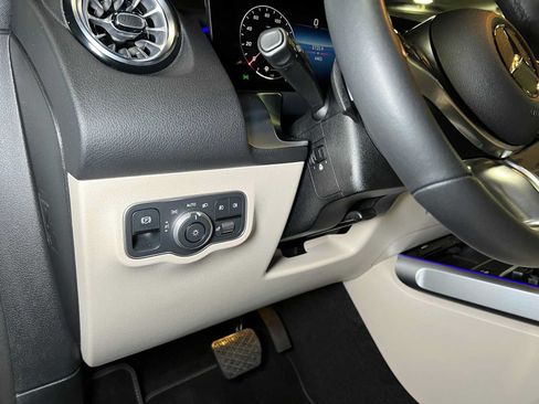 Certified 2026 Mercedes-Benz GLB 250 4MATIC image 26