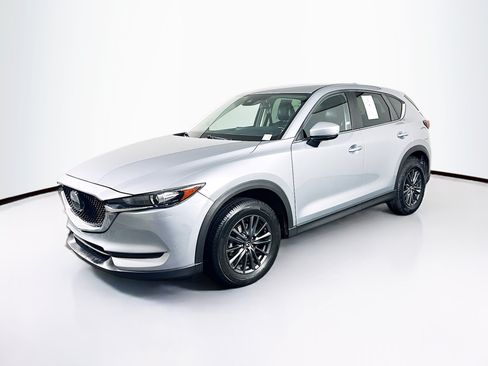 Used 2020 MAZDA CX-5 Touring FWD image 3