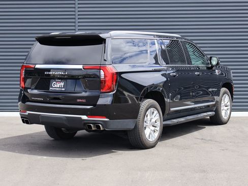 Used 2025 GMC Yukon XL Denali AWD/4WD image 5