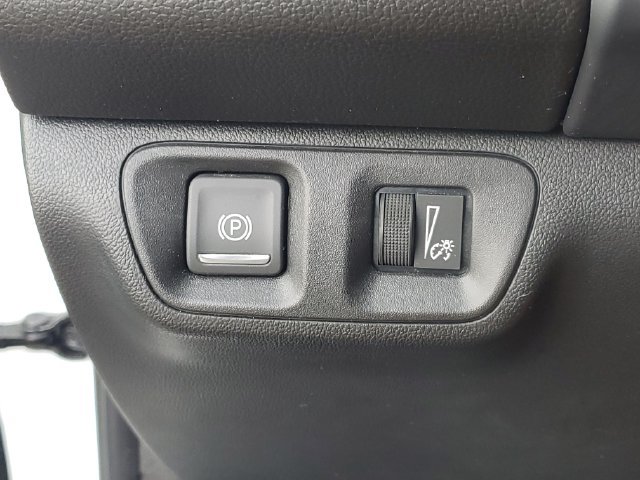 Used 2022 GMC Acadia SLE w/ Driver Convenience Package FWD image 20
