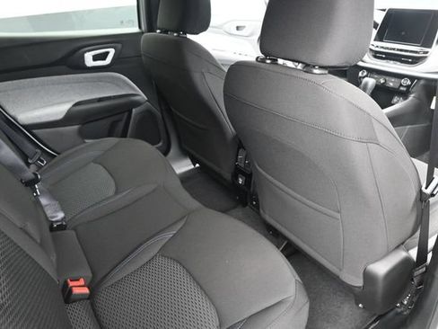 Used 2025 Jeep Compass Sport w/ Mopar Graphics Package AWD/4WD image 9