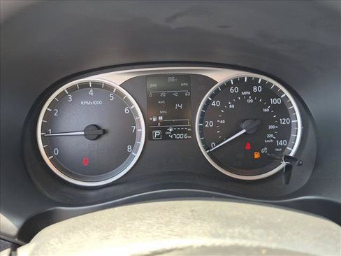 Used 2023 Nissan Kicks S FWD image 12