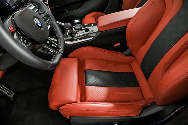Used 2025 BMW M3 Competition w/ Executive Package AWD/4WD image 17