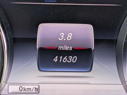 Used 2018 Mercedes-Benz E 400 E 400 image 11