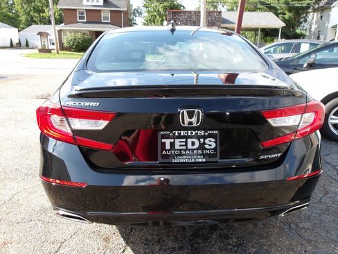 Used 2022 Honda Accord Sport image 10