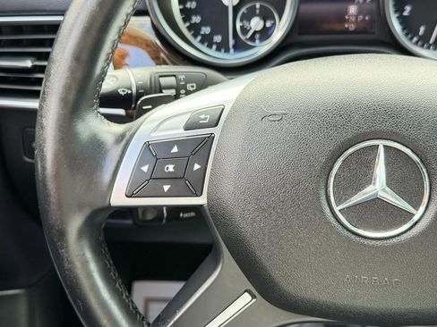 Used 2015 Mercedes-Benz ML 350 4MATIC 4dr ML 350 w/ Premium 1 Package image 66