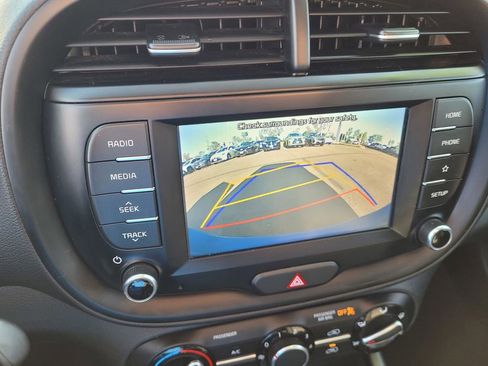 Used 2021 Kia Soul GT-Line FWD image 15