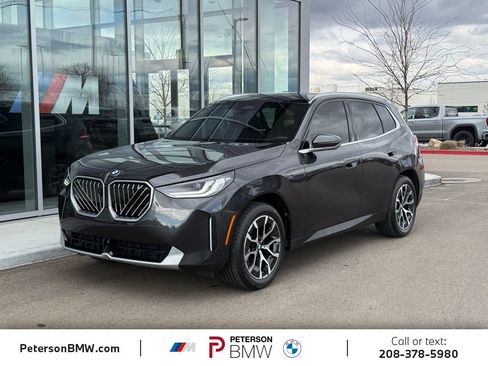 Used 2025 BMW X3 xDrive30i w/ Premium Package image 1