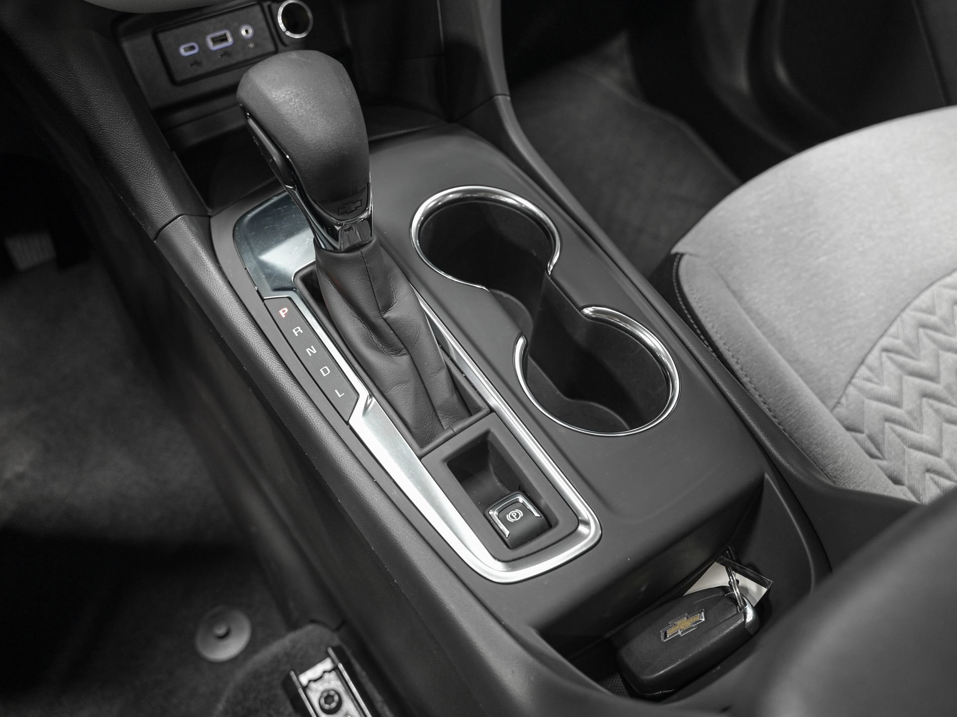 Used 2024 Chevrolet Equinox LS w/ LS Convenience Package FWD image 23