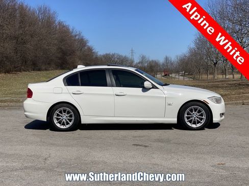 Used 2010 BMW 328i xDrive Sedan image 8