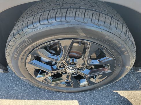 Used 2025 Honda HR-V Sport image 32