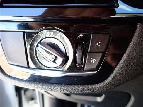 Used 2018 BMW 640i Gran Turismo xDrive w/ M Sport Package image 19