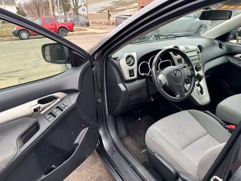 Used 2009 Toyota Matrix XRS image 8