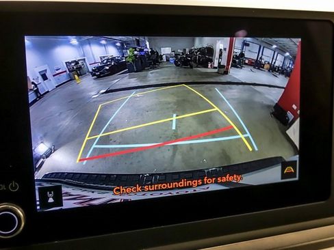 Certified 2025 Toyota 4Runner SR5 image 18