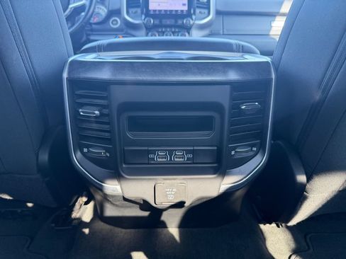 Used 2022 RAM 1500 Big Horn AWD/4WD image 41
