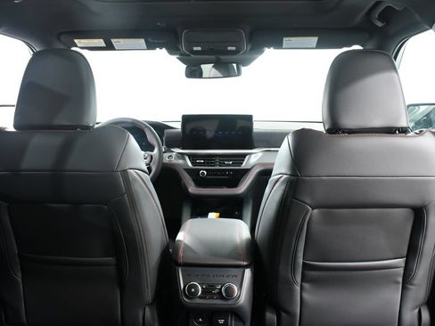 New 2026 Ford Explorer ST-Line w/ ST-Line Street Pack AWD/4WD image 17