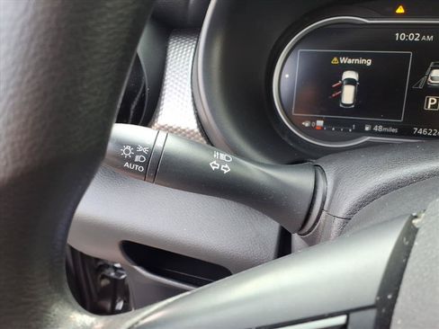 Used 2020 Nissan Kicks SV FWD image 19