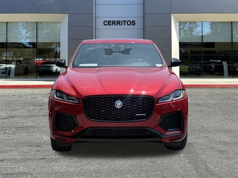 Used 2025 Jaguar F-PACE R-Dynamic S image 2