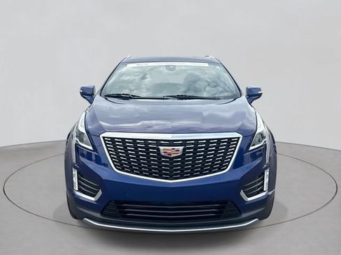 Certified 2024 Cadillac XT5 Premium Luxury AWD/4WD image 2
