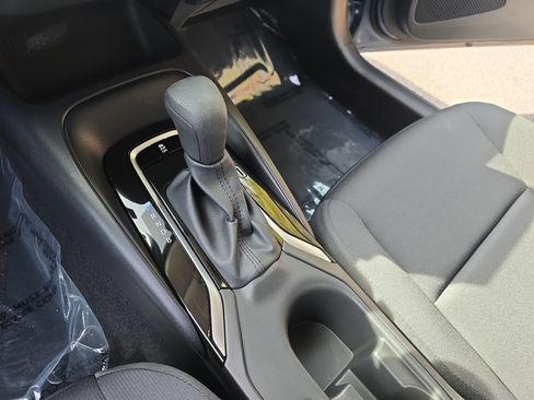 Used 2026 Toyota Corolla LE image 22