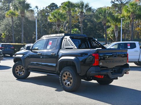 New 2025 Toyota Tacoma Trailhunter image 2