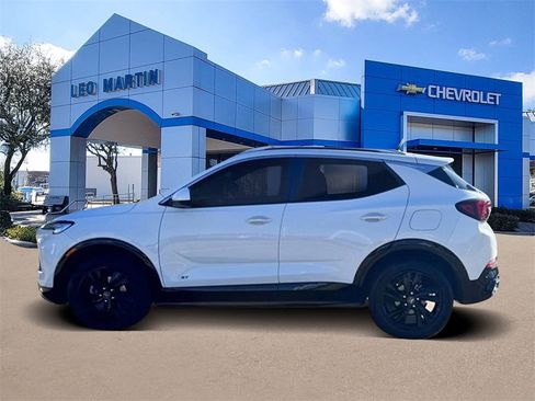 Used 2025 Buick Encore GX Sport Touring w/ Comfort Package image 8