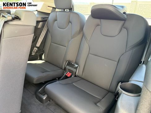 Used 2025 Volvo XC90 B6 Plus AWD/4WD image 32