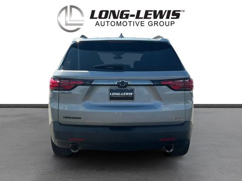 Used 2023 Chevrolet Traverse RS FWD image 5