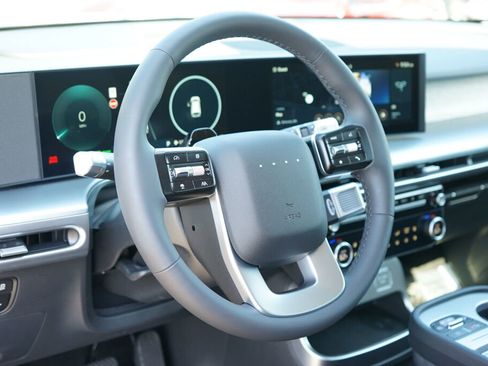 New 2026 Hyundai Ioniq 9 SEL image 7