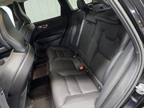 Used 2023 Volvo XC60 B5 Plus w/ Climate Package image 25