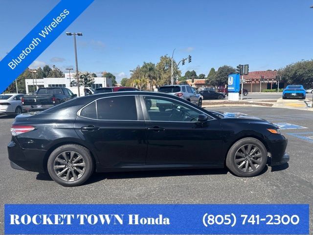 Used 2019 Toyota Camry LE FWD image 8