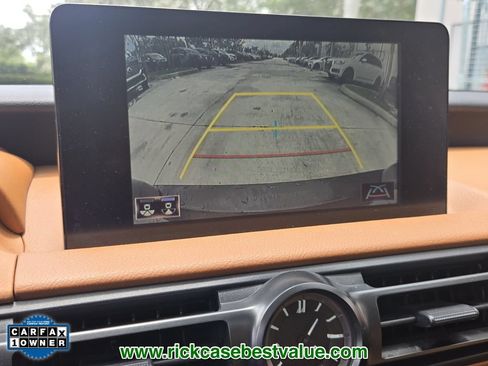Used 2025 Lexus IS 300 w/ Premium Package RWD image 21