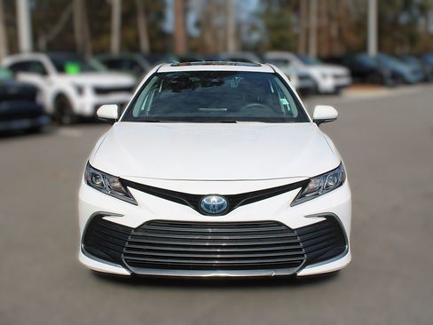 Used 2023 Toyota Camry LE image 16