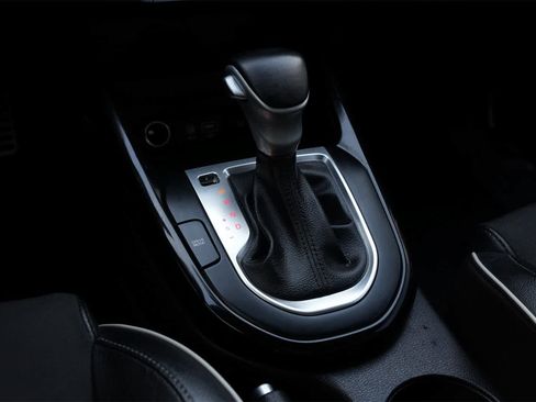 Used 2021 Kia Forte GT-Line w/ GT-Line Premium Package image 15